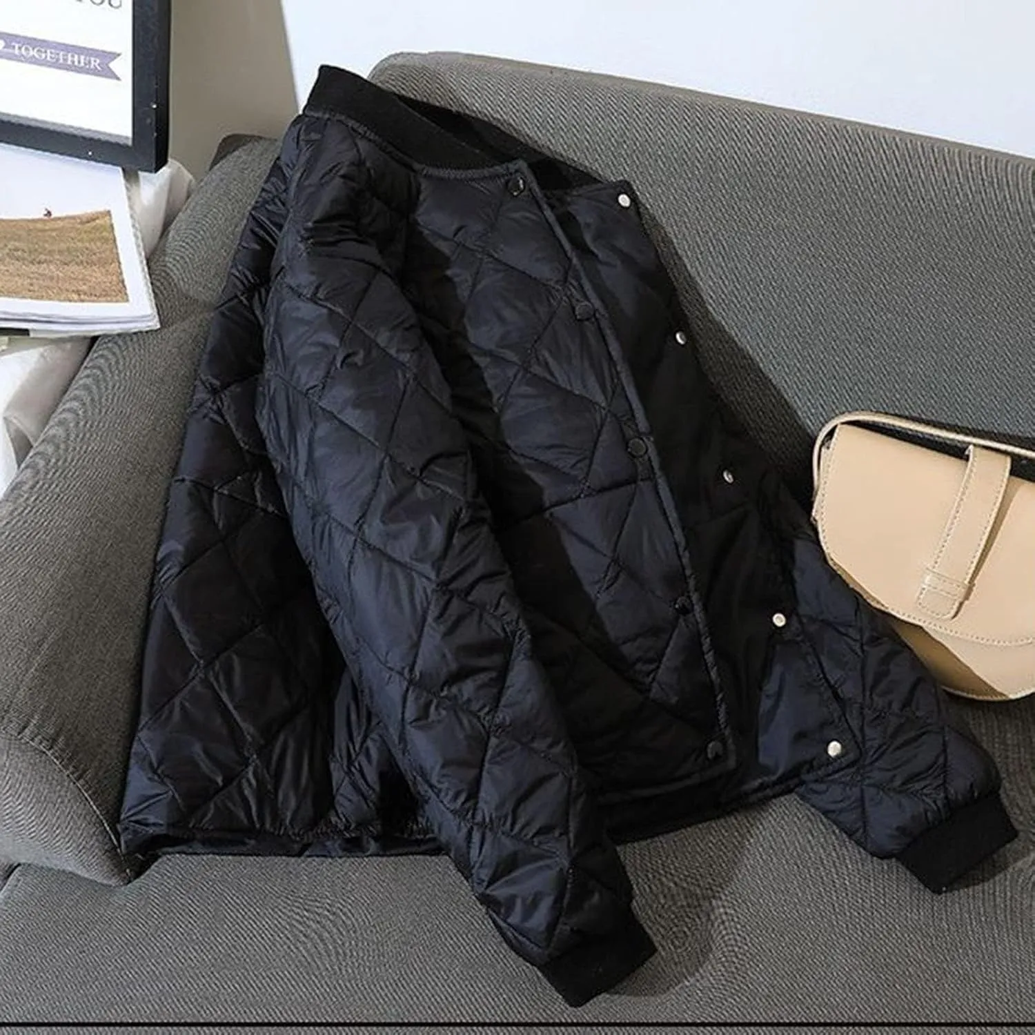 Quilted Jackets for Women Lightweight Bomber Puffer Jacket Oversized Button Down Cropped Coat Casual Fall Winter Tops